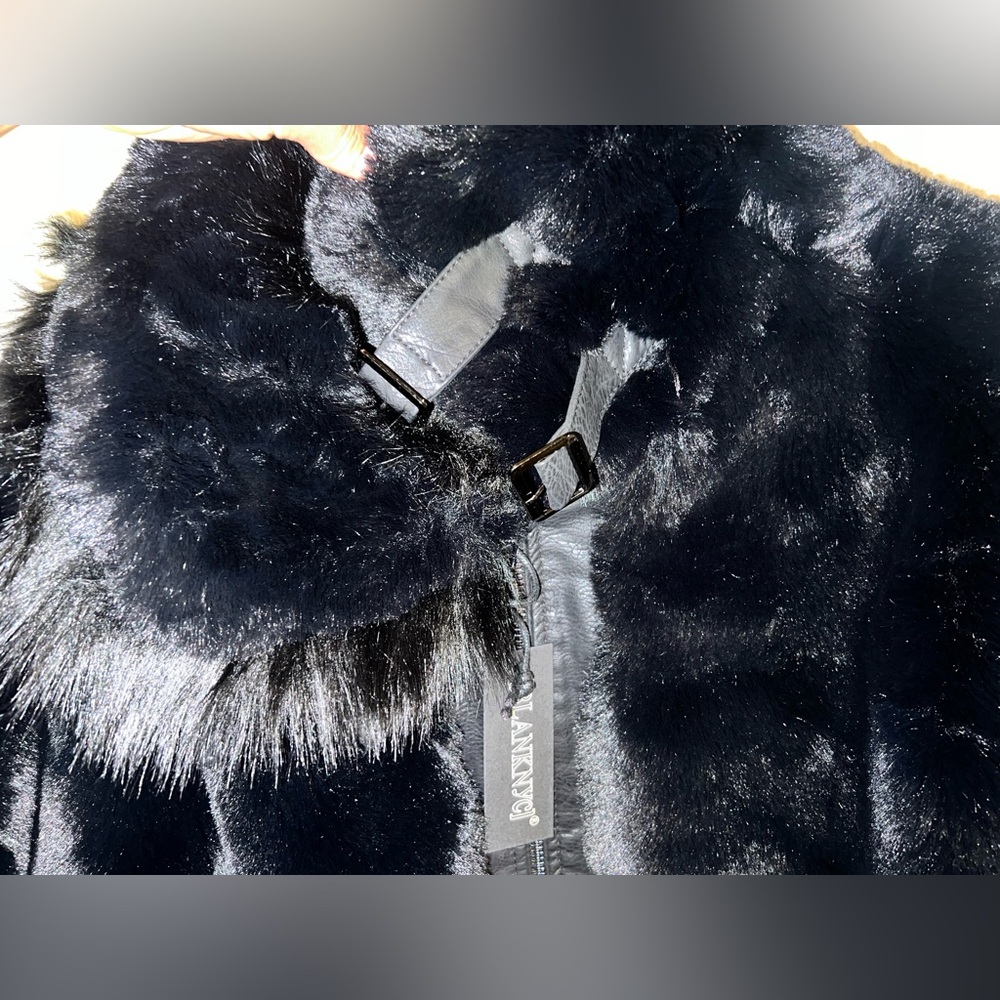 🖤 BLANK NYC Black Noise Coat with Buckles Moto Inspired With Faux Fur 🖤 - Picture 9 of 9